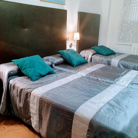 Iberos Jaen Bed & Breakfast ภายนอก รูปภาพ