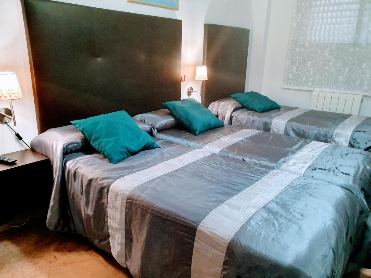 Iberos Jaen Bed & Breakfast ภายนอก รูปภาพ