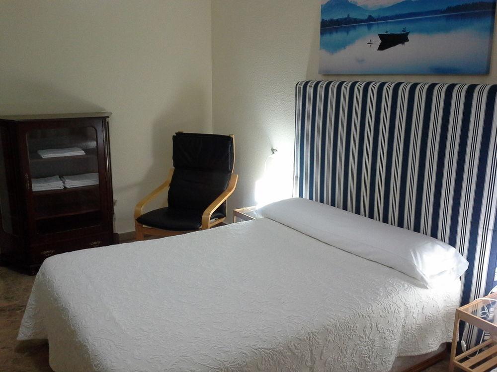 Iberos Jaen Bed & Breakfast ภายนอก รูปภาพ