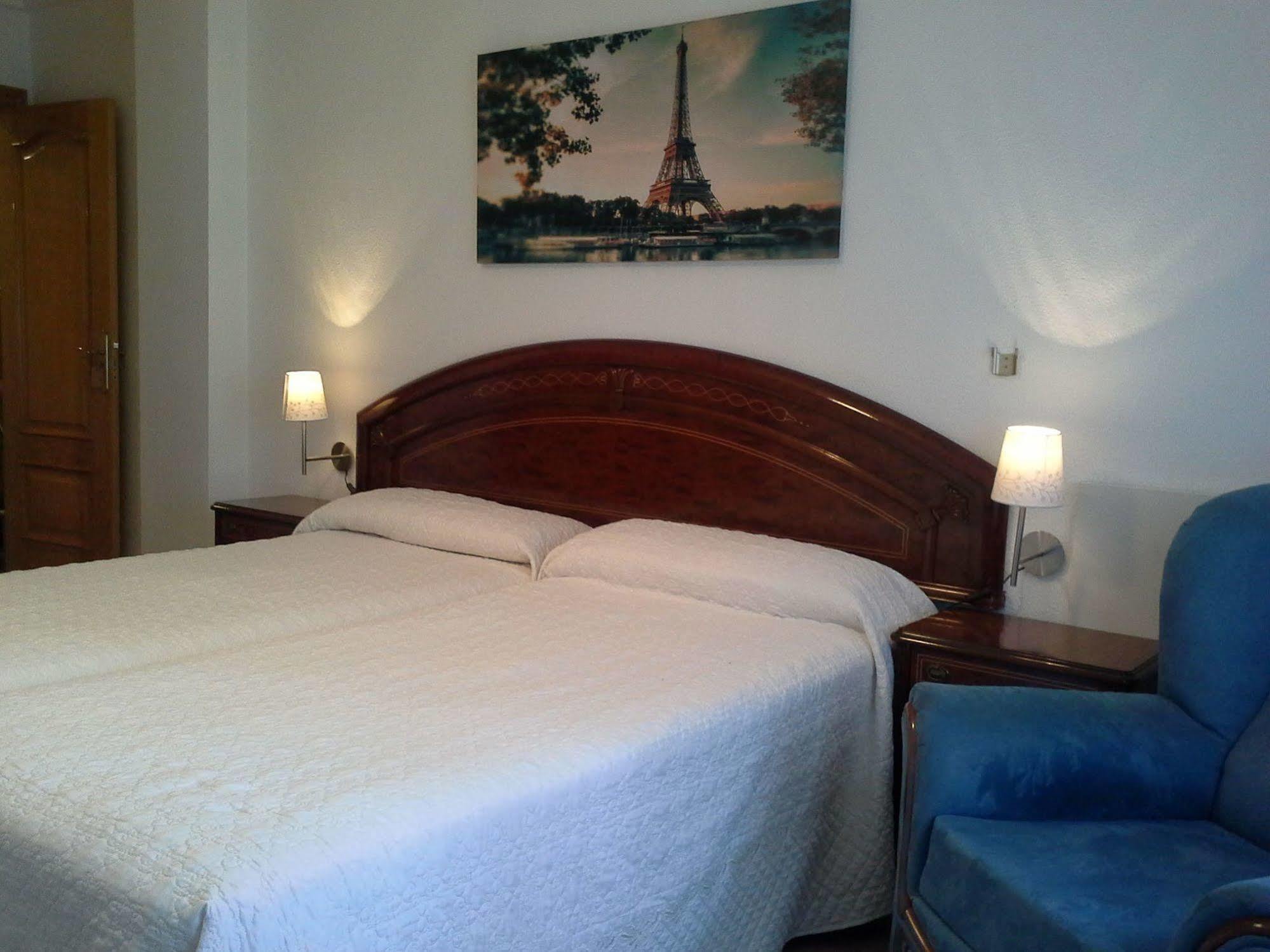 Iberos Jaen Bed & Breakfast ภายนอก รูปภาพ