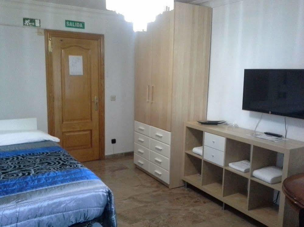 Iberos Jaen Bed & Breakfast ภายนอก รูปภาพ